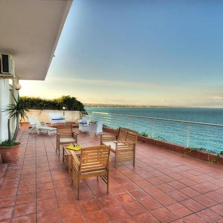 Villa Terrazza Sul Mare Agnone Bagni Exterior foto
